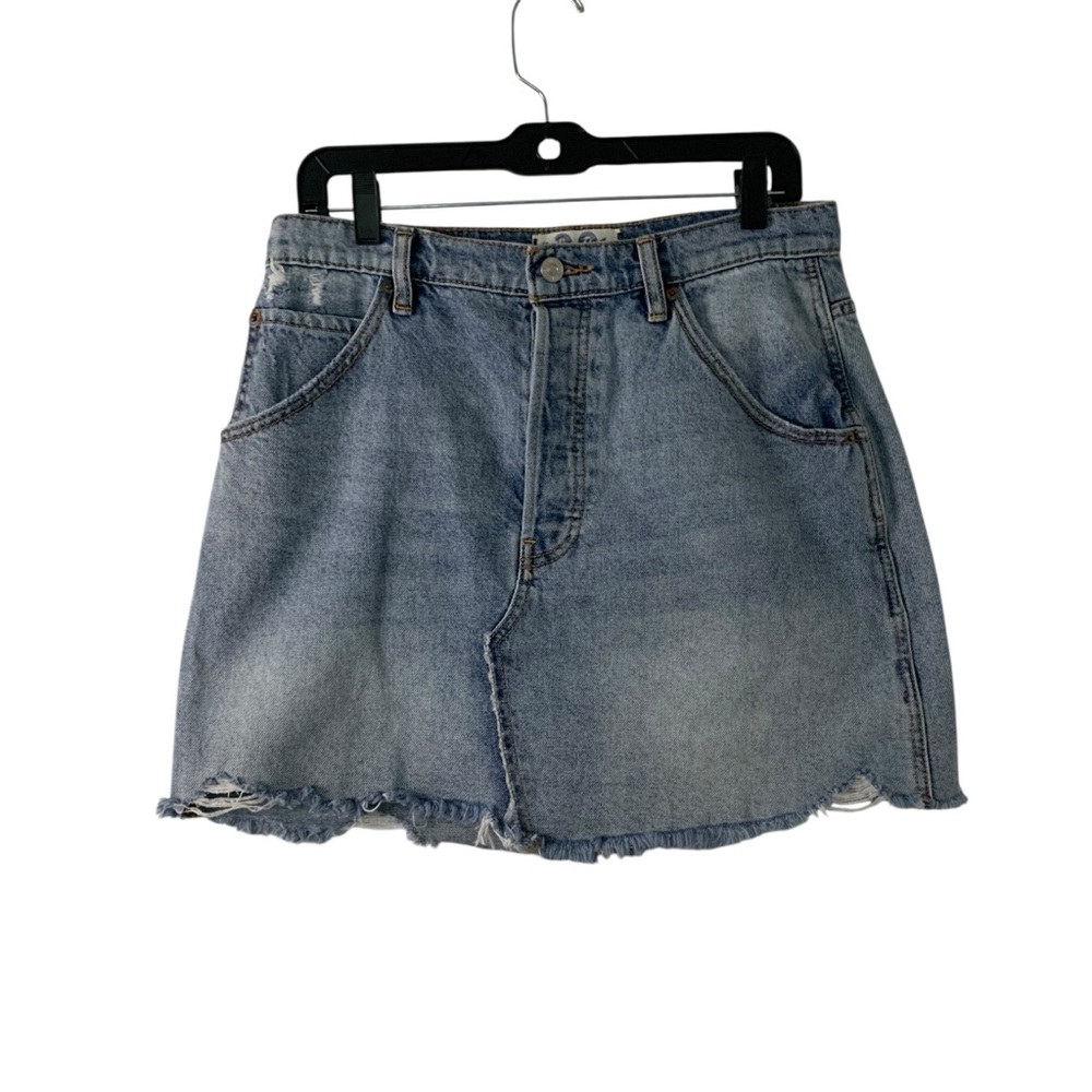 We The Free Women’s Size 30 Distressed Blue Denim Casual Frayed Mini Skirt